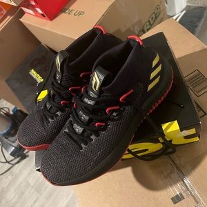 Adidas Damian Lilliard’s OG